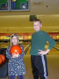 Ron took Bethan and Jeffery bowling one icy cold day.