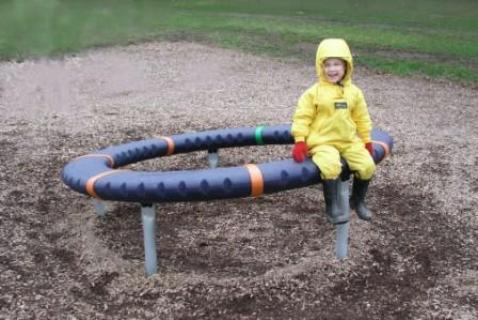 Little man on the ring