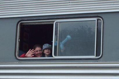 Mommy and Thomas wave to Jeffery, Bethan & Daddy