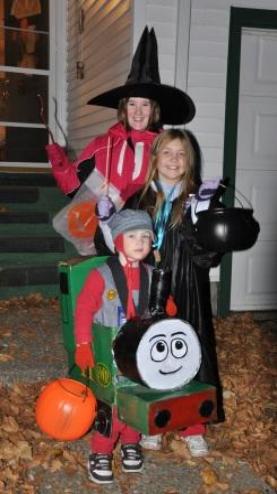 Hogwarts witches and Oliver the engine
